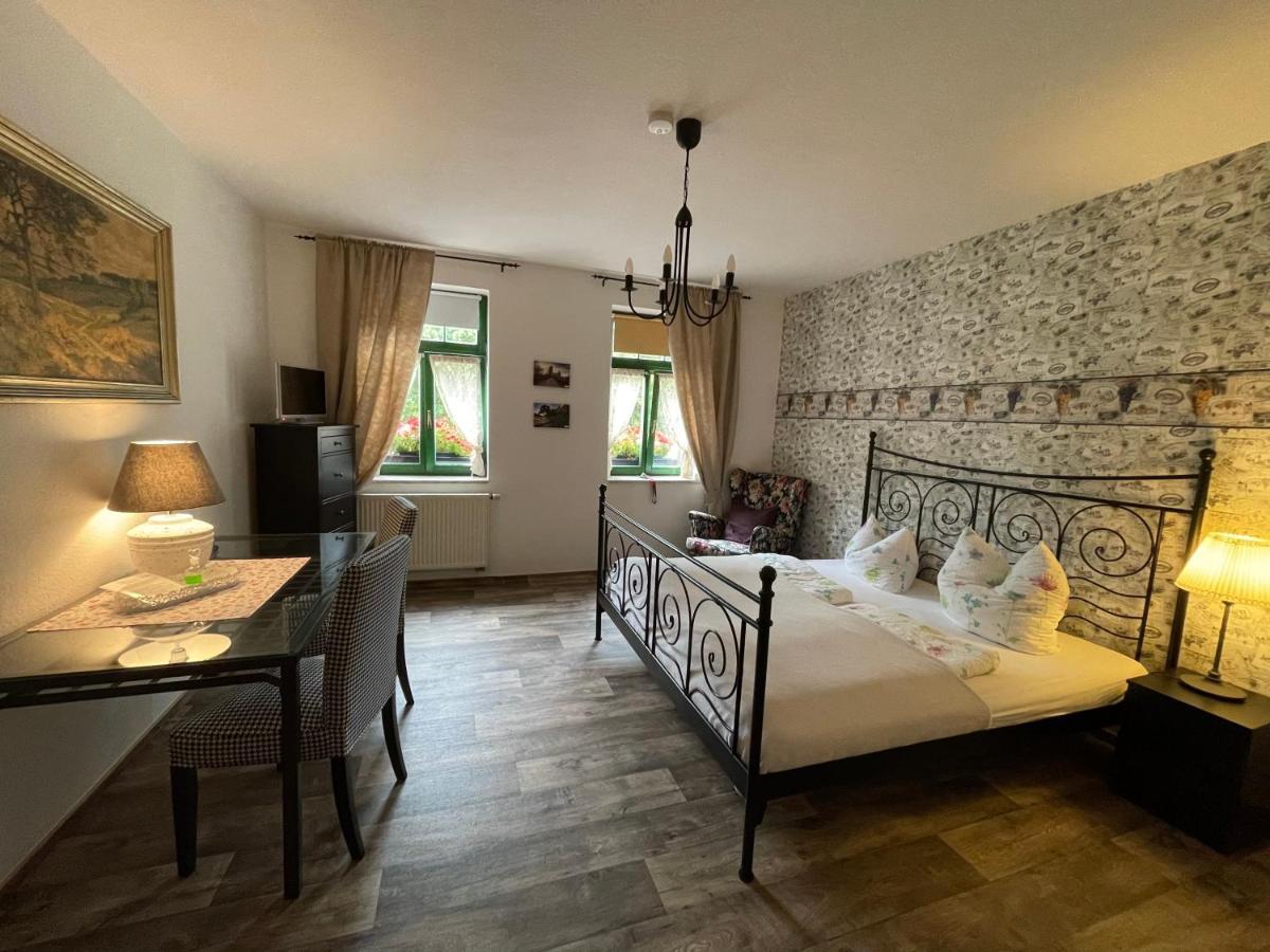 Pension Alt Naumburg Naumburg  Bagian luar foto